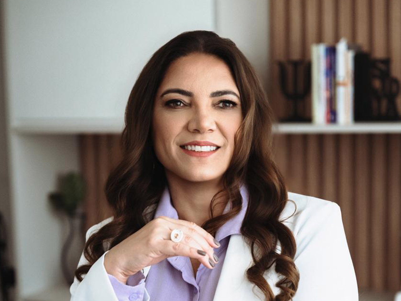 Foto de capa Dra. Patrícia Dulcilea Silva